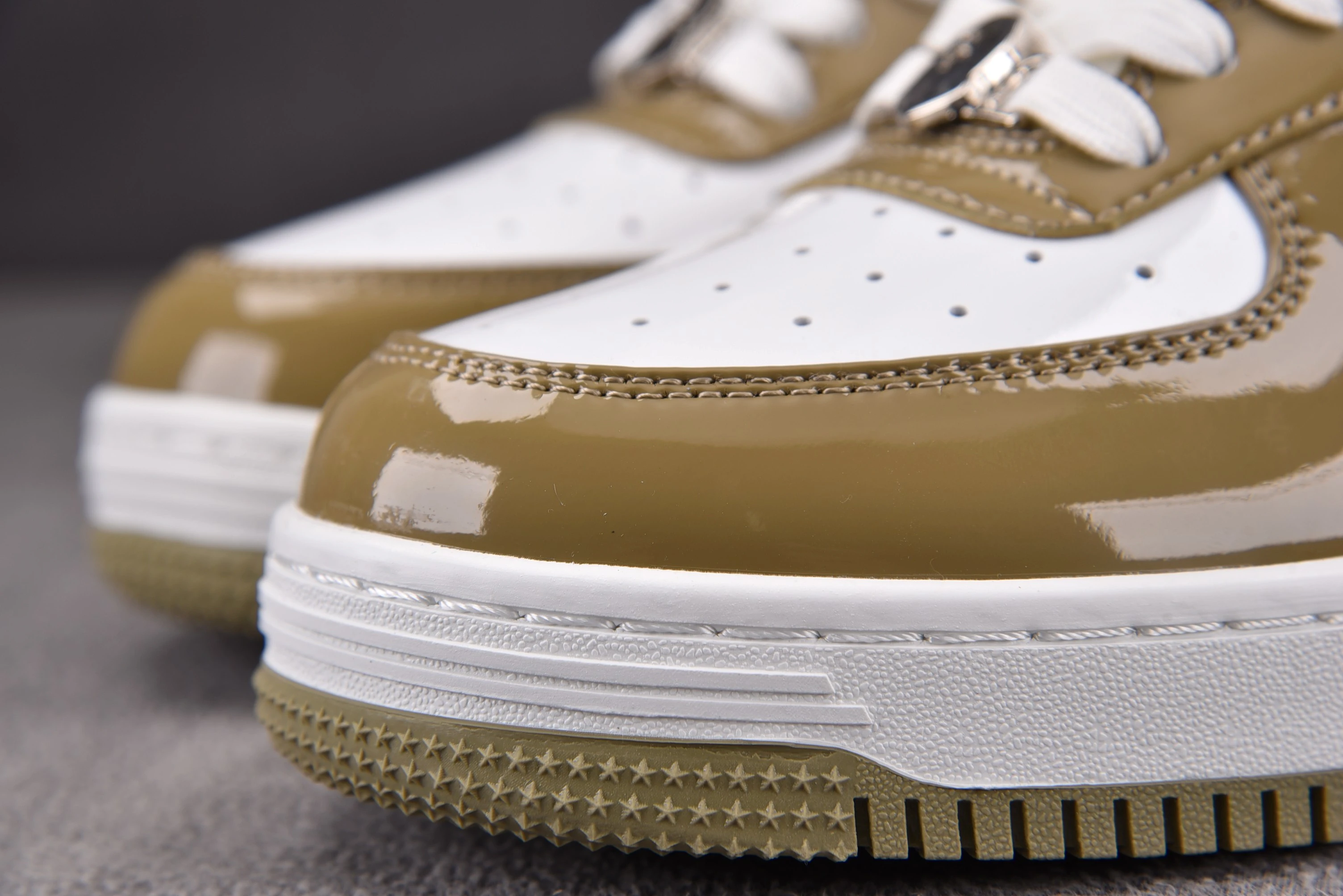 A Bathing Ape Bape Sta Patent Leather White Khaki (2023)