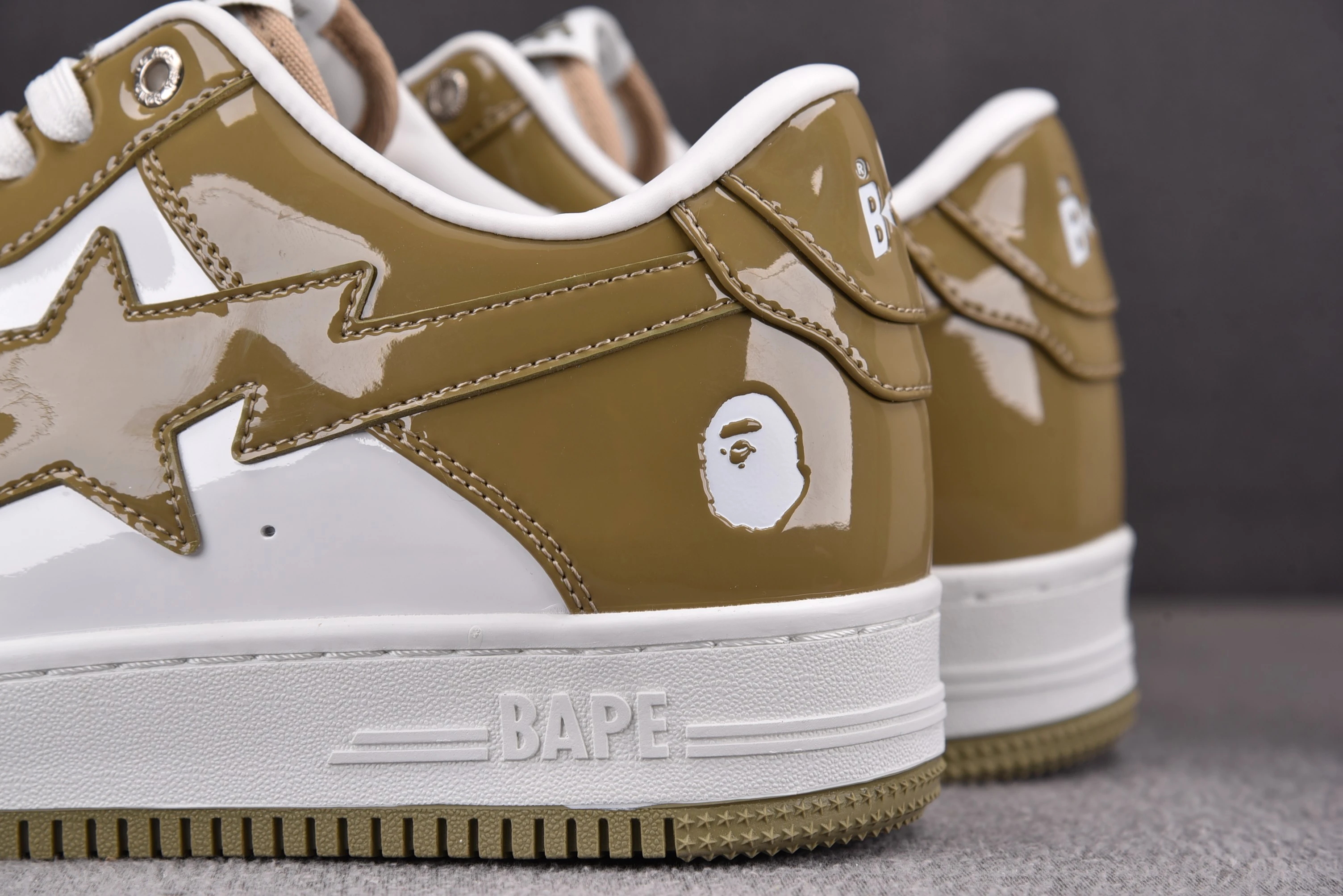 A Bathing Ape Bape Sta Patent Leather White Khaki (2023)