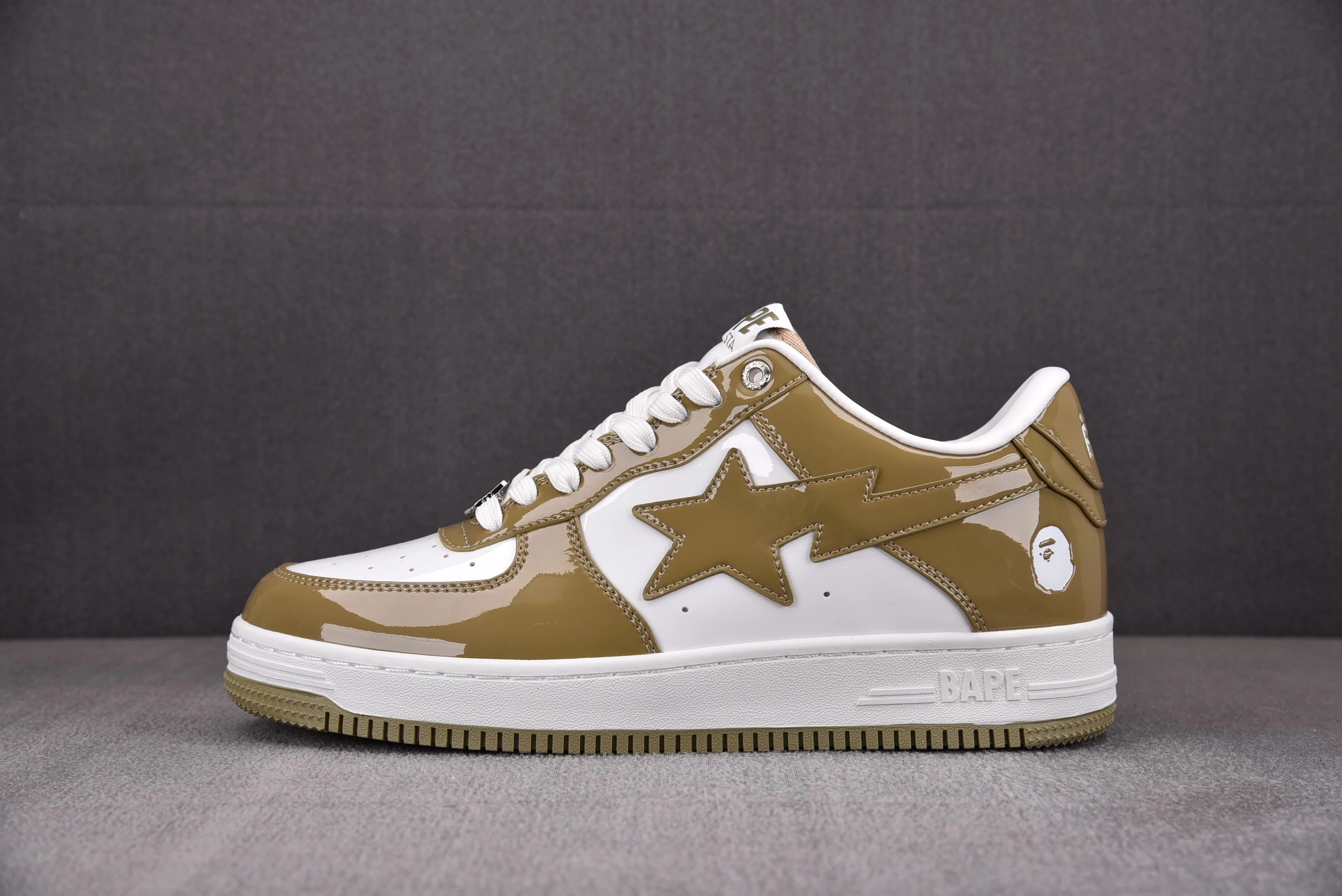 A Bathing Ape Bape Sta Patent Leather White Khaki (2023)