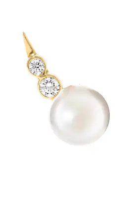 Lulu Des Etoiles Pearl Earring