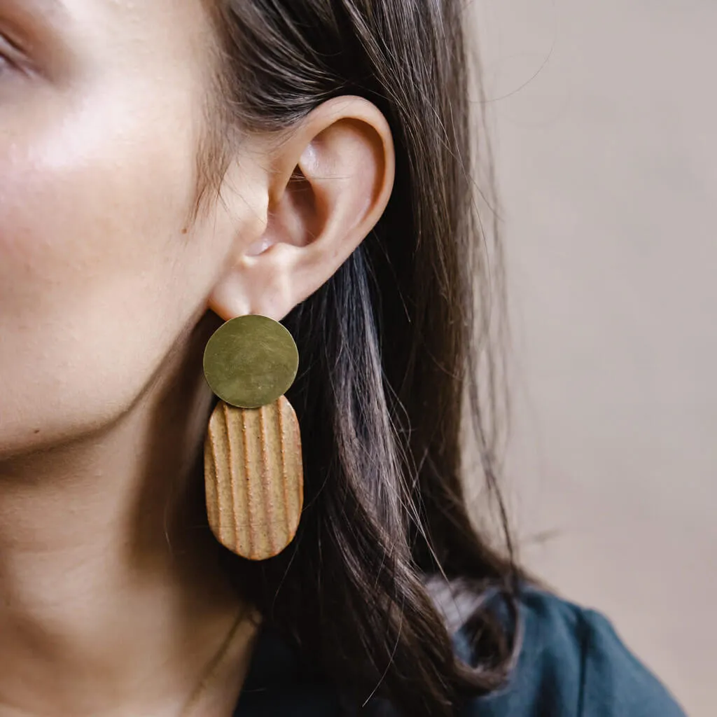 Reeded Oval Drop Earrings - Golden Umber + Brass