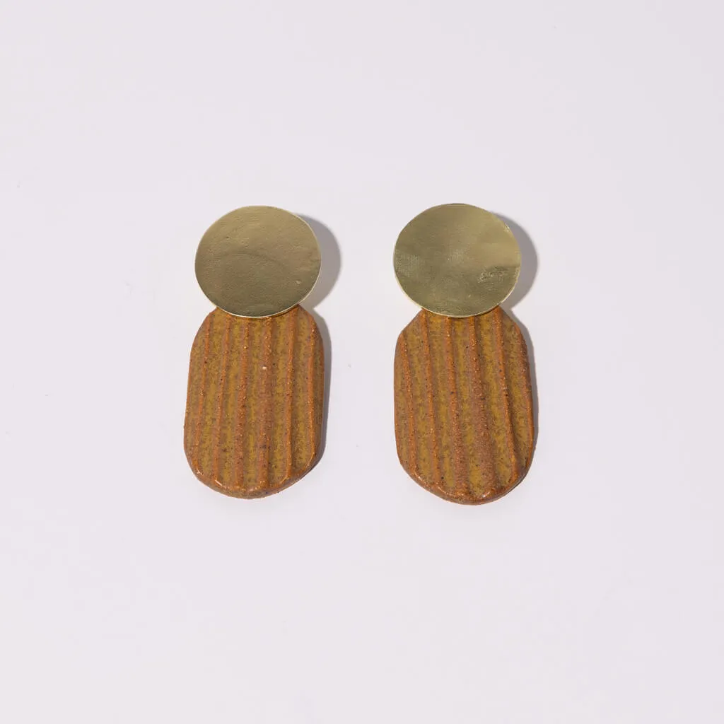 Reeded Oval Drop Earrings - Golden Umber + Brass