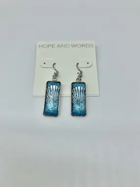 Shell Wire Earrings