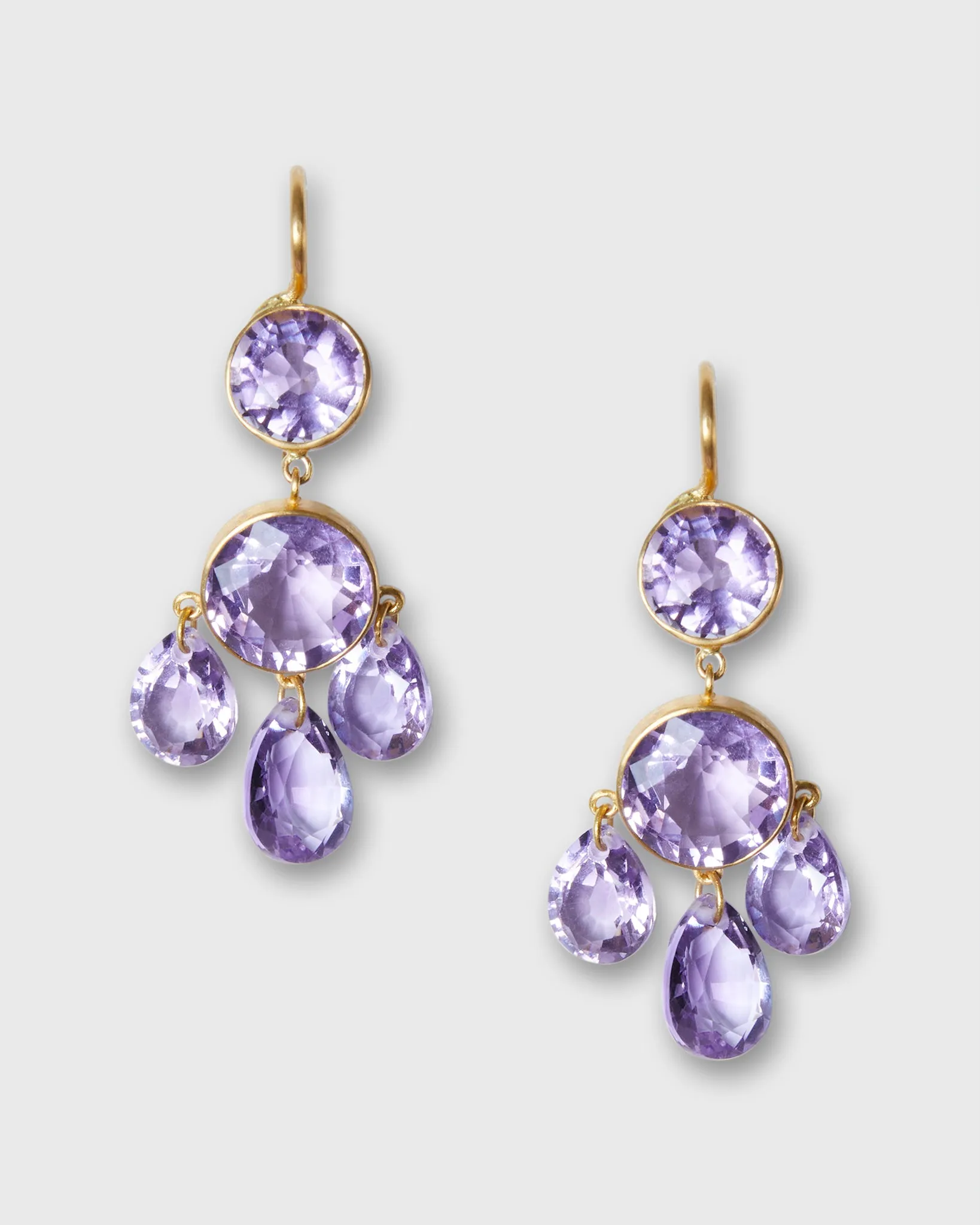 Small Gabrielle d'Estrées Earrings in Amethyst